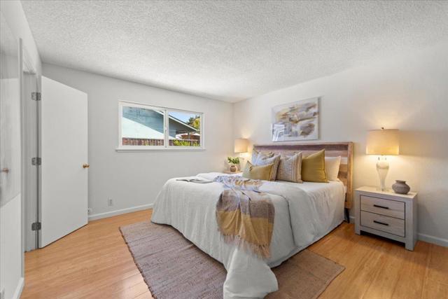 209 Calvin Place, Santa Cruz CA: https://media.crmls.org/mediaz/33449394-d596-44f8-8fe3-1ff855173d32.jpg