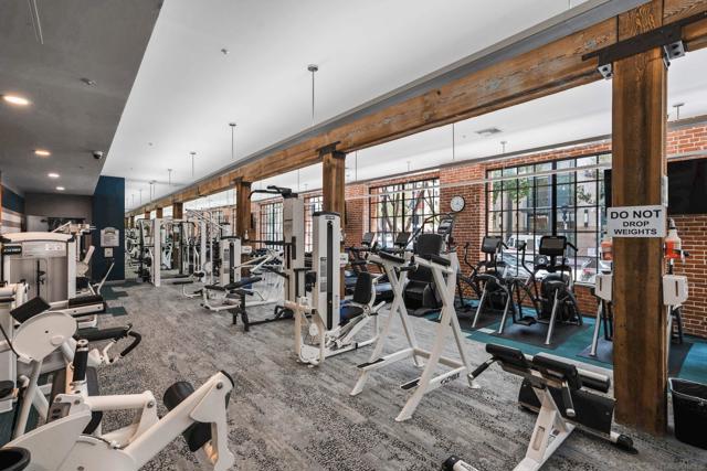 500 W Harbor, San Diego CA: https://media.crmls.org/mediaz/3344ccb0-5c5e-410c-9af9-2292be3e0c07.jpg