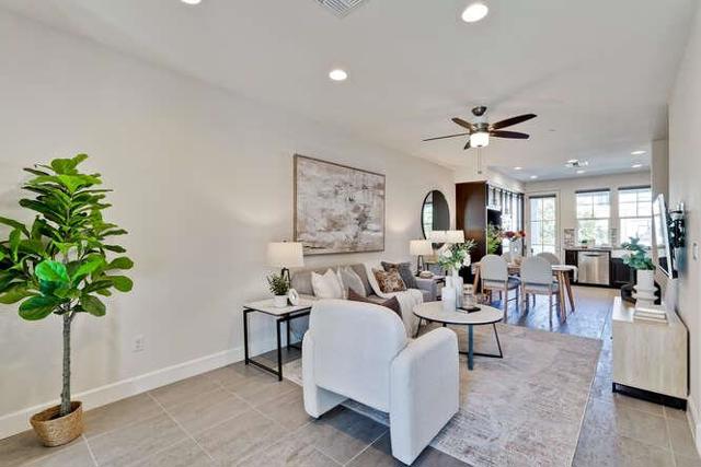 2045 Atlas Loop, Mountain View CA: https://media.crmls.org/mediaz/33463ea3-3f65-411a-a750-7c427980469a.jpg