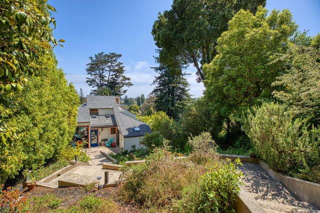 449 High Street, Santa Cruz CA: https://media.crmls.org/mediaz/334a2f8e-19d4-482f-8c62-c7b6804b1cf3.jpg