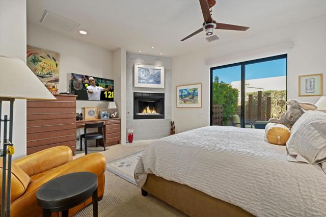 8 Ledgestone Lane, Rancho Mirage CA: https://media.crmls.org/mediaz/334bd5a2-c304-47a5-b321-dd98a4644418.jpg