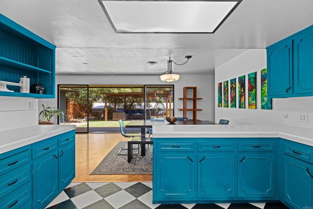 111 Avocado - photo 18