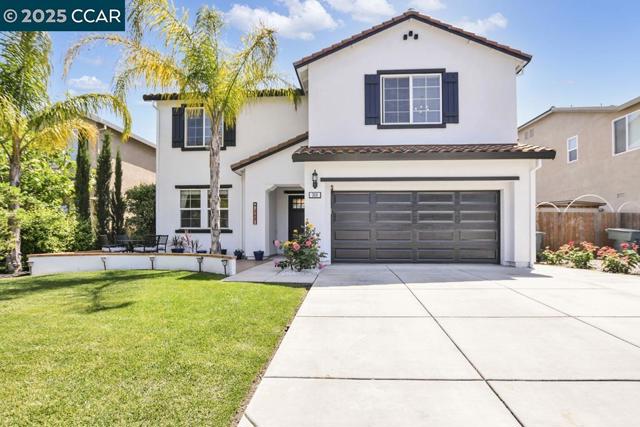 369 Myrtle Ln, Oakley CA: https://media.crmls.org/mediaz/334c25f6-f243-4214-a689-a1836a2d4efa.jpg