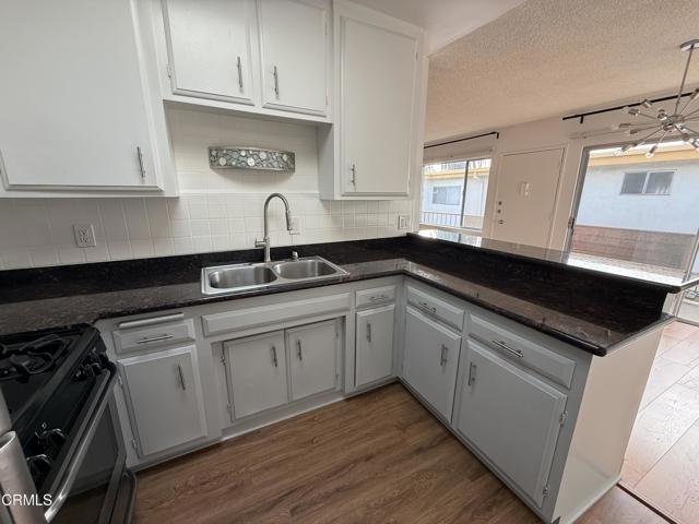 Detail Gallery Image 5 of 9 For 4415 Ambrose Ave #9,  Los Angeles,  CA 90027 - 1 Beds | 1 Baths