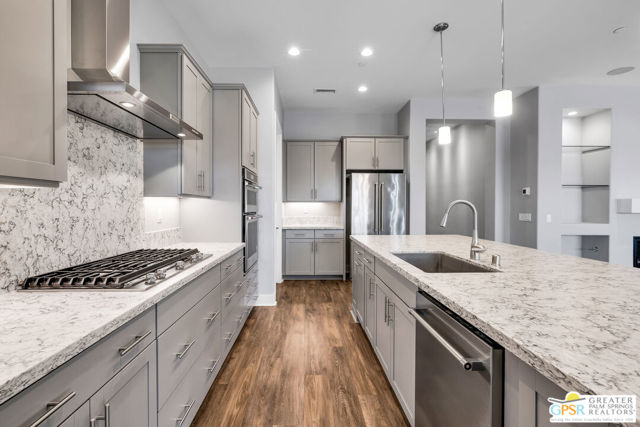 14 Cork Tree, Rancho Mirage CA: https://media.crmls.org/mediaz/334d7a59-7af2-4415-86c5-e4670f31292c.jpg