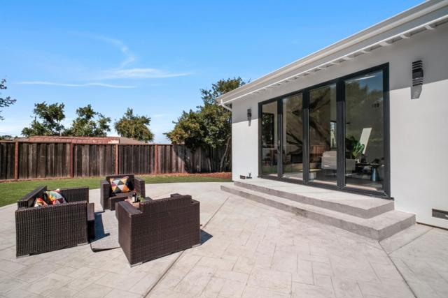 239 Eureka Court, Sunnyvale CA: https://media.crmls.org/mediaz/334dfc57-d40e-426c-b611-d25721410b04.jpg
