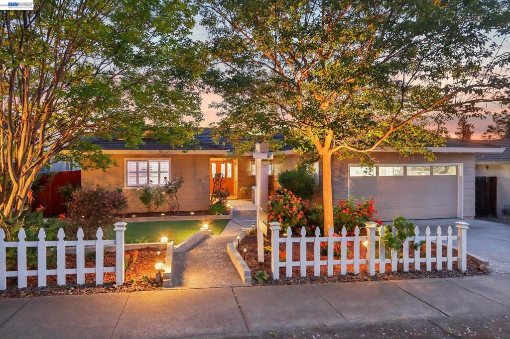 42447 Paseo Padre Pkwy