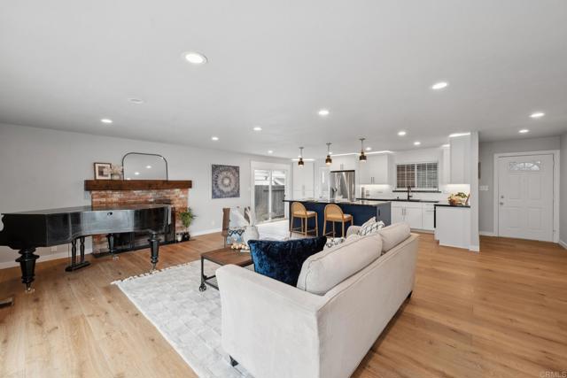 Detail Gallery Image 6 of 37 For 241 Howard Ave, Vallejo,  CA 94589 - 3 Beds | 2 Baths