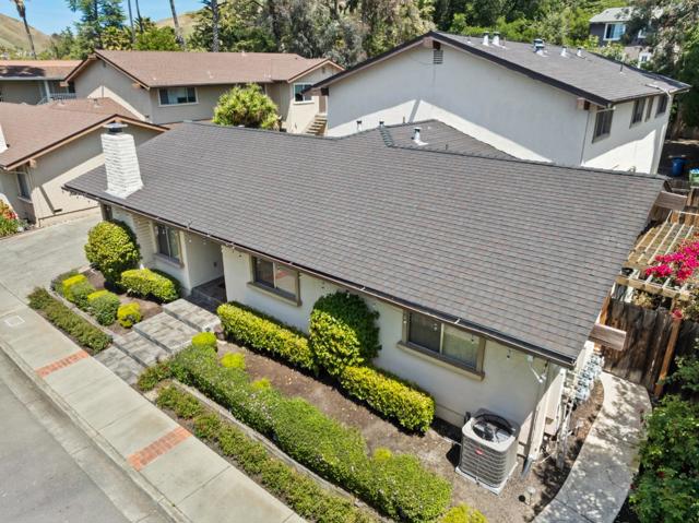 43150 Starr Street, Fremont CA: https://media.crmls.org/mediaz/33525872-3e64-473d-aba3-59135119dd87.jpg