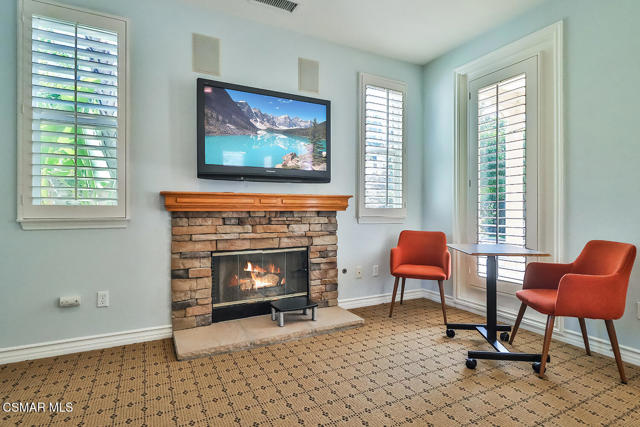 164 Via Sandra, Newbury Park CA: https://media.crmls.org/mediaz/3354ff85-42fc-44aa-90bb-61df86fab4d6.jpg