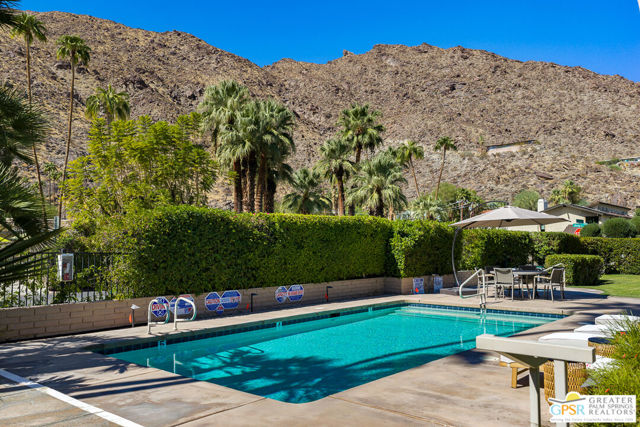 555 W Arenas Road #6, Palm Springs, CA 92262