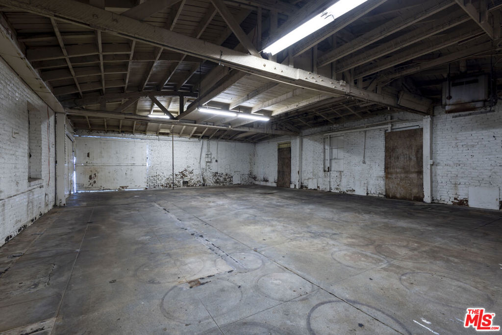 MLS #26757795 image #36