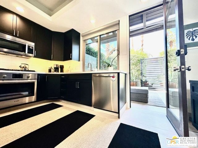 1311 N Primavera Drive, Palm Springs CA: https://media.crmls.org/mediaz/3355c950-0191-47a1-9918-e517b5fc6baf.jpg