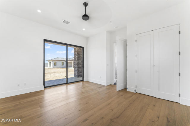 Image 53 of 93 For 532 Corte Corrida