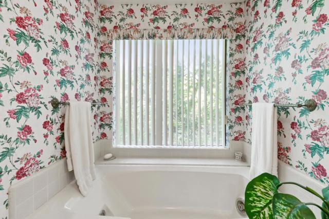 11027 Eastbrook Avenue, Los Altos CA: https://media.crmls.org/mediaz/3357a4cb-0db6-4712-b4a2-29eed1f2b259.jpg