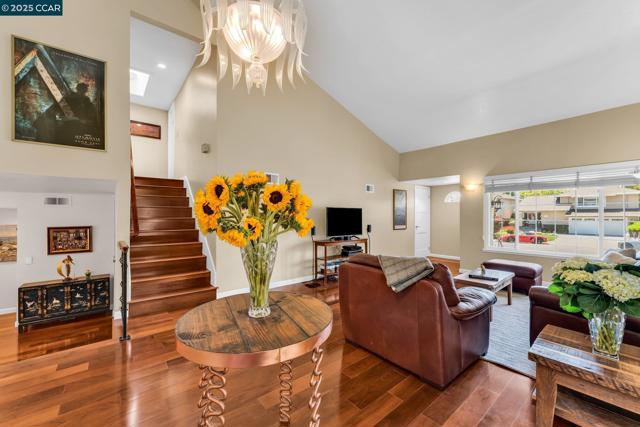 102 Monasterio Ct, San Ramon CA: https://media.crmls.org/mediaz/335887bb-423c-40d5-95fd-f9b36011b6a3.jpg