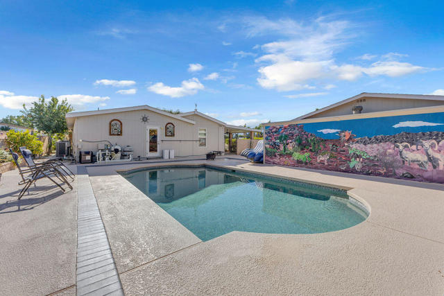 74554 Stage Line Drive, Thousand Palms CA: https://media.crmls.org/mediaz/3358f1e0-7218-47b3-aea8-8f40ddfa5efe.jpg