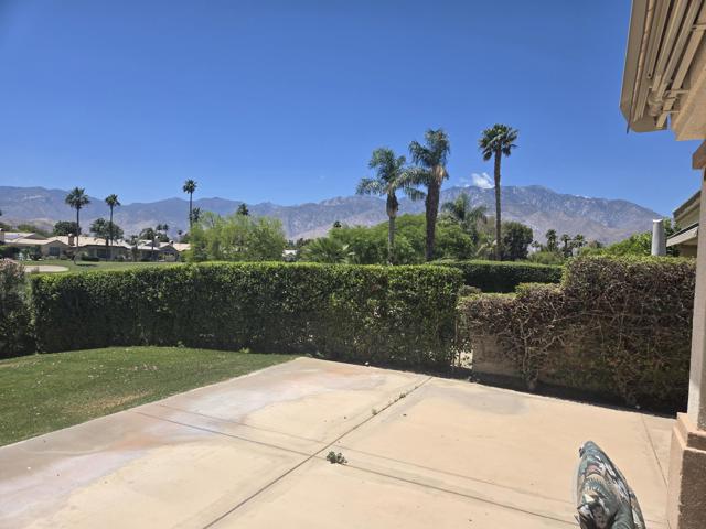 67665 S Natoma Drive, Cathedral City CA: https://media.crmls.org/mediaz/33594e3b-dee7-4e8e-9fe7-0520673c9916.jpg
