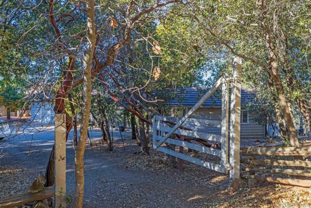 3306 Oak Grove, Julian CA: https://media.crmls.org/mediaz/335993e1-3087-43f7-9b14-6108649e1aa3.jpg
