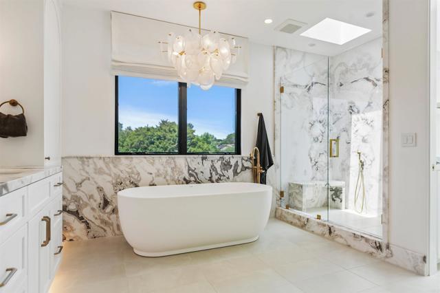 Detail Gallery Image 29 of 54 For 417 Warwick Ave, Cardiff By The Sea,  CA 92007 - 5 Beds | 5/1 Baths