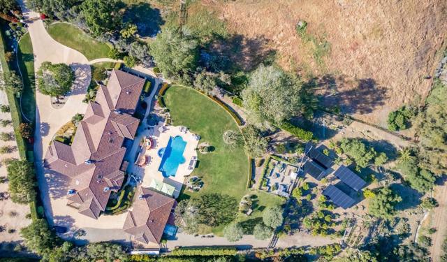 4843 La Jacaranda, Rancho Santa Fe CA: https://media.crmls.org/mediaz/335b114f-bfe9-467d-9e54-8a5e7ac56ca9.jpg