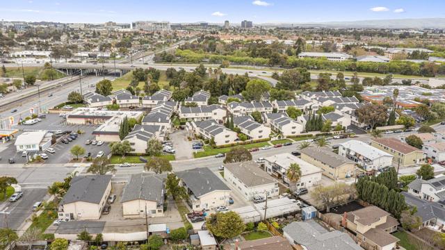 Image 34 of 38 For 1090 Clyde Avenue