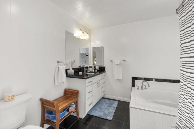 7004 San Bartolo, Carlsbad CA: https://media.crmls.org/mediaz/335c73c5-5135-42ad-916e-443d95cccd7e.jpg