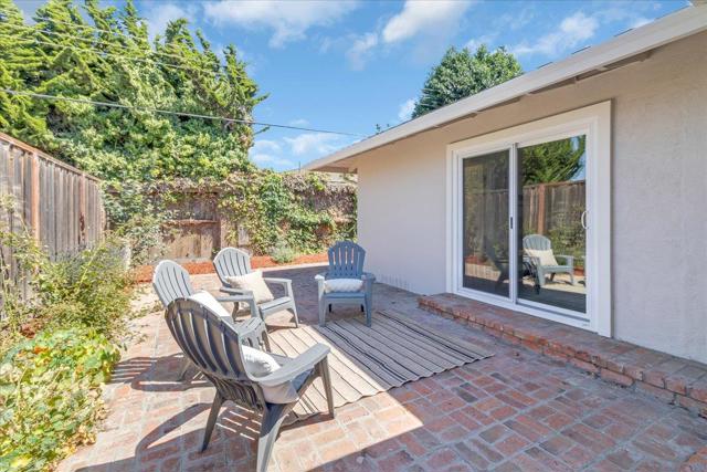 31 La Mirada Court, Salinas CA: https://media.crmls.org/mediaz/335c9022-5b53-4ce4-8f09-16f1206cc480.jpg