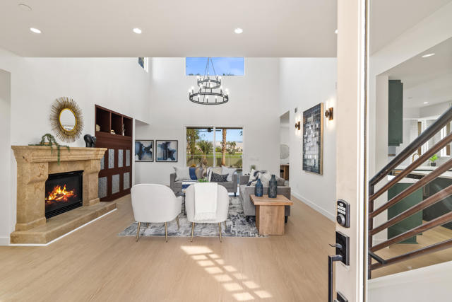 4315 Vantage Lane, Palm Springs CA: https://media.crmls.org/mediaz/335d5296-7c86-4c17-b033-6f0279da48f4.jpg