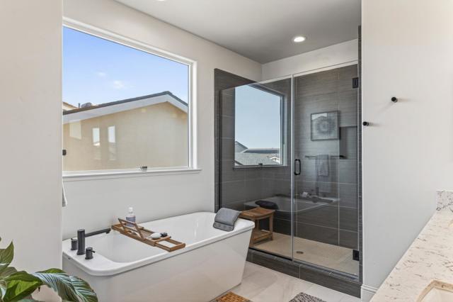 585 Santa Lucia Way, Marina CA: https://media.crmls.org/mediaz/335db85f-110f-4e8f-bc11-8d1c6d887463.jpg