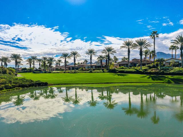 75836 Via Cortona, Indian Wells CA: https://media.crmls.org/mediaz/335e02be-0113-481b-89fc-d40ead120b34.jpg