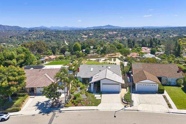 Detail Gallery Image 44 of 61 For 379 Trailview, Encinitas,  CA 92024 - 4 Beds | 2 Baths