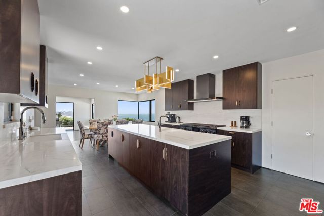 Drew Fenton | 17438 Revello Drive Pacific Palisades CA | MLS: 7251367