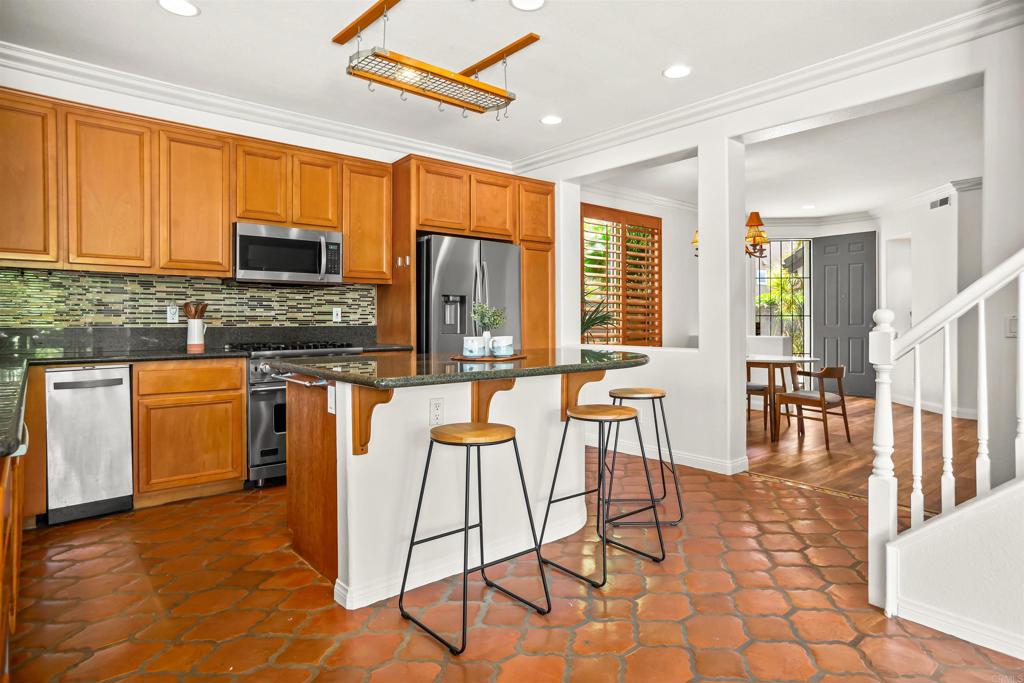 1470 Golden Sunset Dr - photo 5