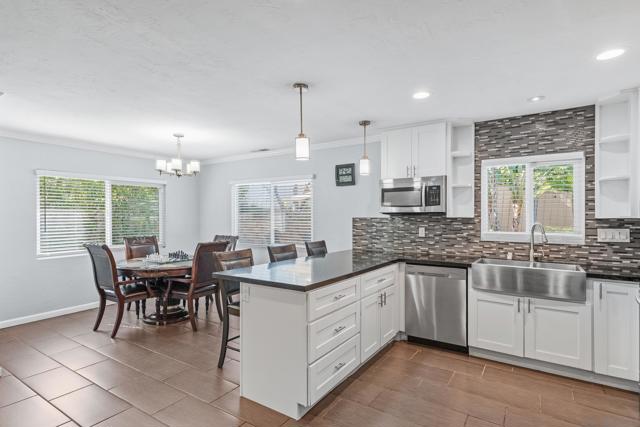 2167 Sunset Drive, Escondido CA: https://media.crmls.org/mediaz/3360e922-a8e1-477a-bb2a-dd46f9b38b9e.jpg