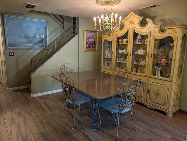 6937 Rodling Drive, San Jose CA: https://media.crmls.org/mediaz/3361a98b-bf97-4f9b-be27-394dbb091a9b.jpg