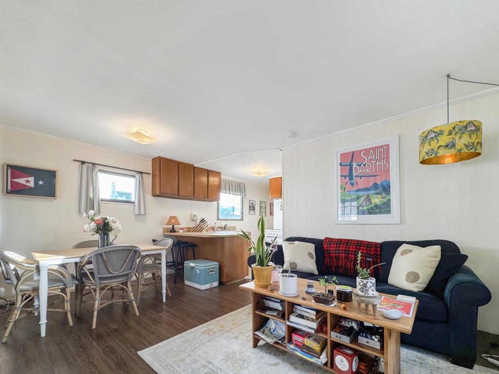 809 Sunset Ct - photo 8