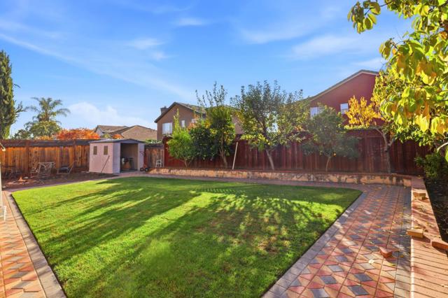 946 Martiri Court, Gilroy CA: https://media.crmls.org/mediaz/3361fdf7-563b-48b8-af85-feef6538706d.jpg