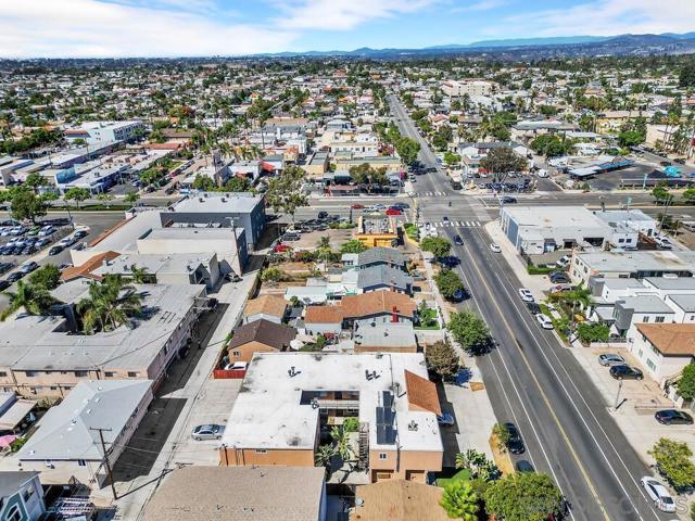 4252 35th St, San Diego CA: https://media.crmls.org/mediaz/3362033c-e036-461f-8f8c-5737f6fc49b7.jpg