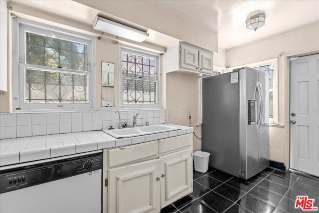 5981 Pickford Street, Los Angeles CA: https://media.crmls.org/mediaz/33621100-e00b-4000-a1cd-cfad6161e1c8.jpg