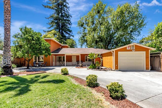 2447 Cottle Avenue, San Jose CA: https://media.crmls.org/mediaz/33623617-31a8-4ccc-a27c-33dfe9dbbfa5.jpg