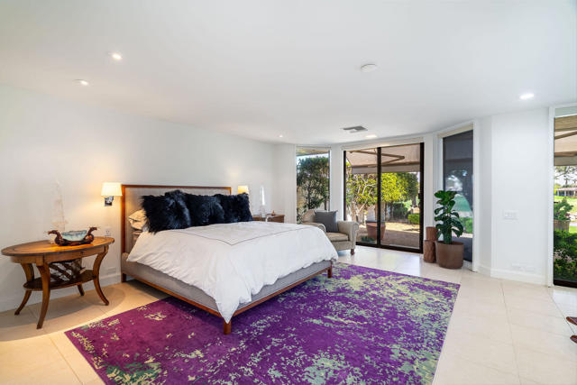 61 Mayfair Drive, Rancho Mirage CA: https://media.crmls.org/mediaz/3364d097-7577-4f05-84af-23a163cf8f03.jpg