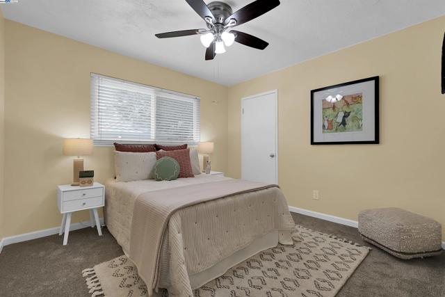 17561 Vineyard Rd, Castro Valley CA: https://media.crmls.org/mediaz/33650c51-21b4-4f56-bd89-bd2521bb220c.jpg