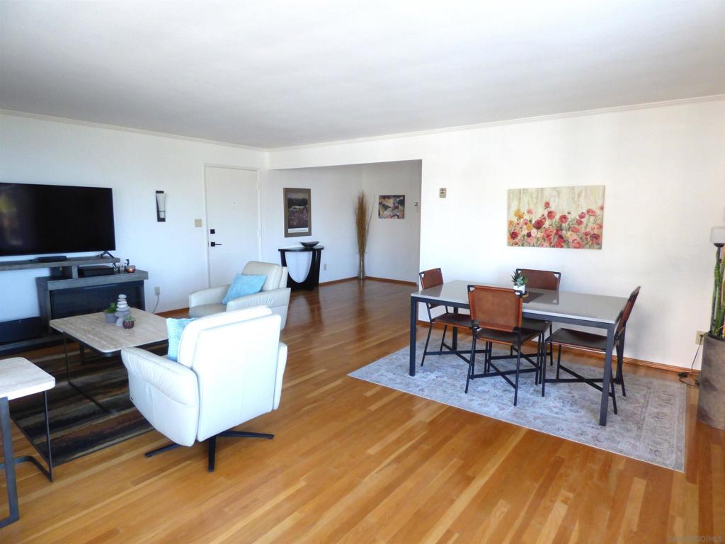 MLS #250043076SD image #20