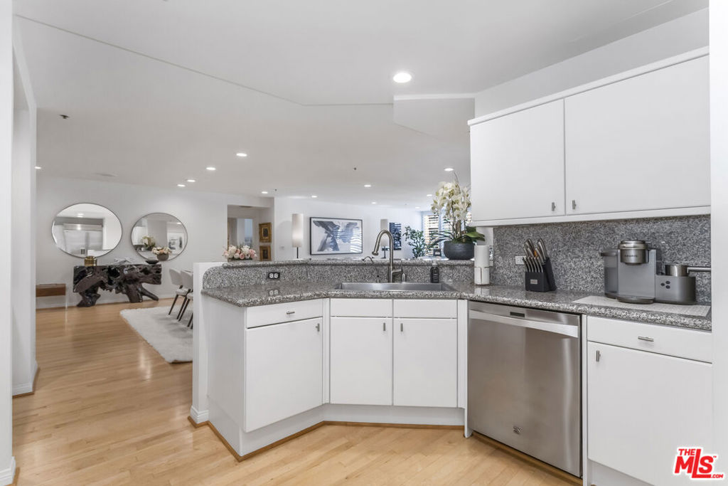 MLS #25601523 image #17