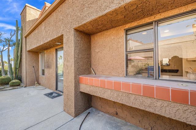 73148 Carrizo Circle, Palm Desert, CA 92260