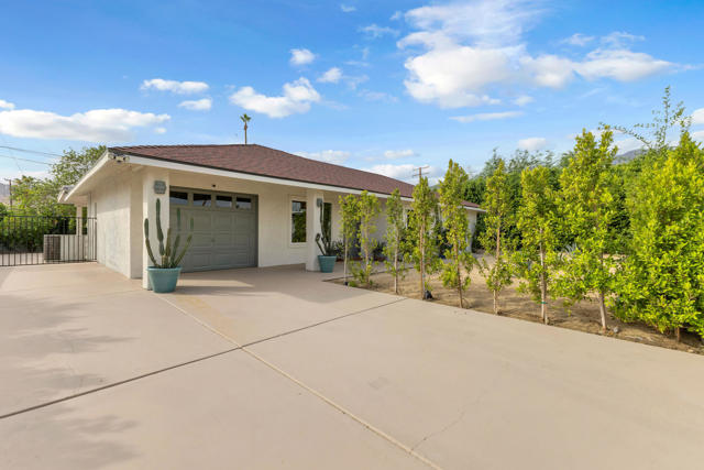 3967 E Sunny Dunes Road, Palm Springs, CA 92264