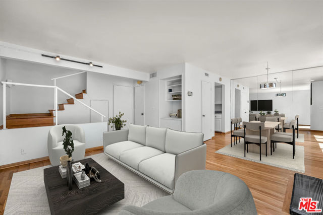 11744 Moorpark Street, Studio City CA: https://media.crmls.org/mediaz/3368291f-e82f-4bdd-96c3-55fac63f384a.jpg