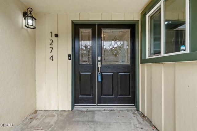 1274 Sunnycrest Avenue, Ventura CA: https://media.crmls.org/mediaz/33683b7b-de47-4507-ae2e-924ec413e96d.jpg