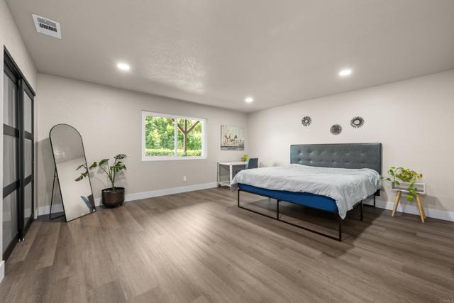Detail Gallery Image 26 of 41 For 1026 Eucalyptus Ave, Vista,  CA 92084 - 5 Beds | 3 Baths